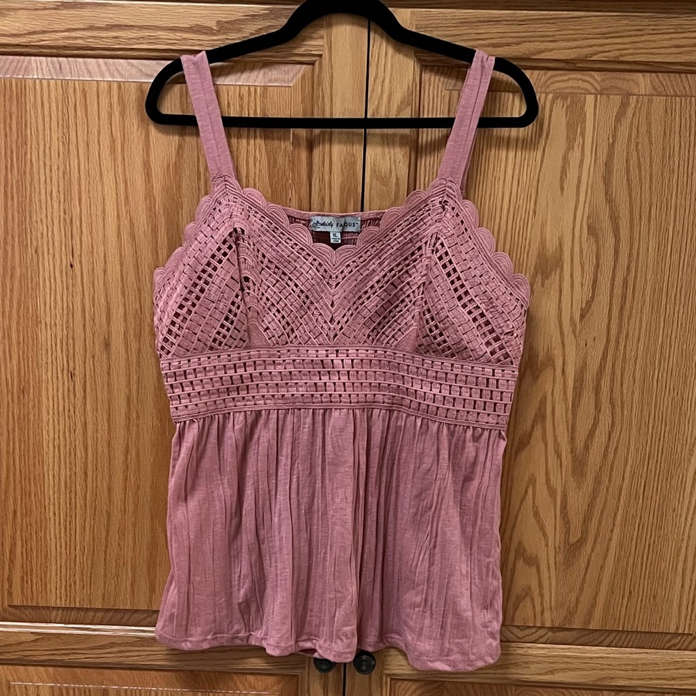 Absolutely Famous Dusty Rose Camisole, EUC, Size XL